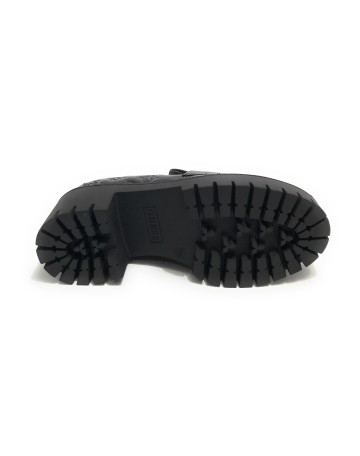 Scarpe donna mocassino Guess Wanyn in pelle nero D24GU35 FL8WNYLEA14