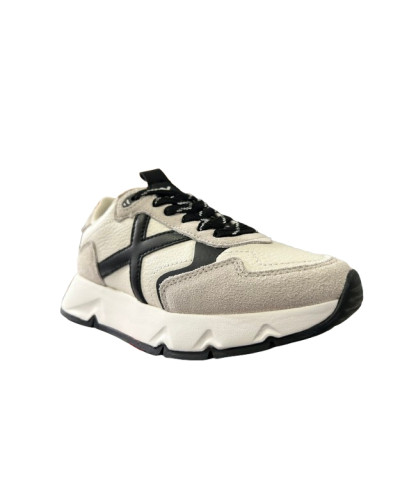 Sneaker donna Munich Mamba 18 bianco/ nero D27MU05 4191018