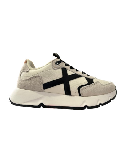 Sneaker donna Munich Mamba 18 bianco/ nero D27MU05 4191018