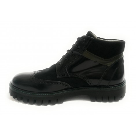 Polacchino brogue Galizio Torresi fondo carrarmato in pelle/ suede nero uomo  UGT19