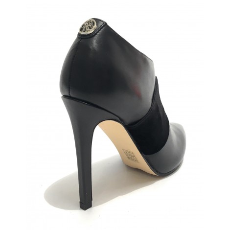 Scarpe donna Guess ankle boot mod. Ovila shootie TC 100 pelle black D20GU57