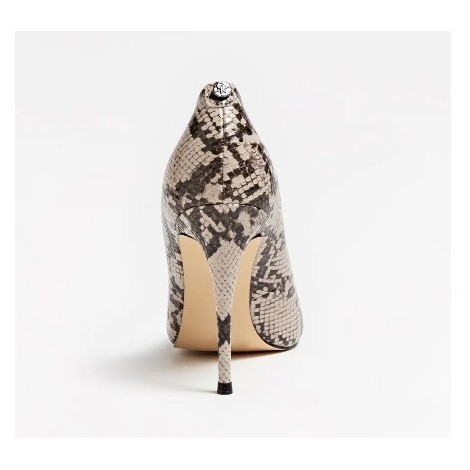 Décolléte Guess a punta mod. Okley tc 100 animalier natural donna D20GU85