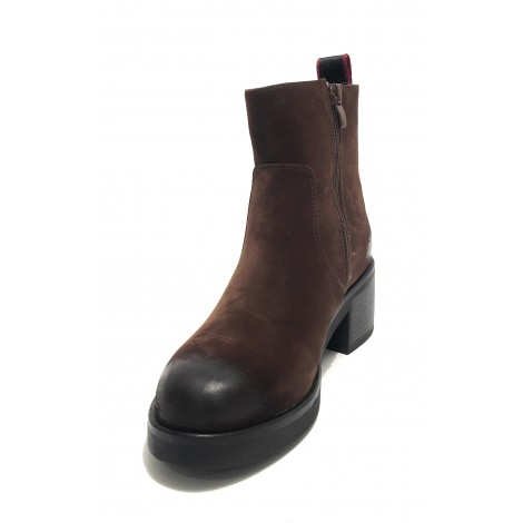 Scarpe donna ankle boot modello walker Gold&Gold tc 50 in ecopelle scamosciato marrone D20GG52