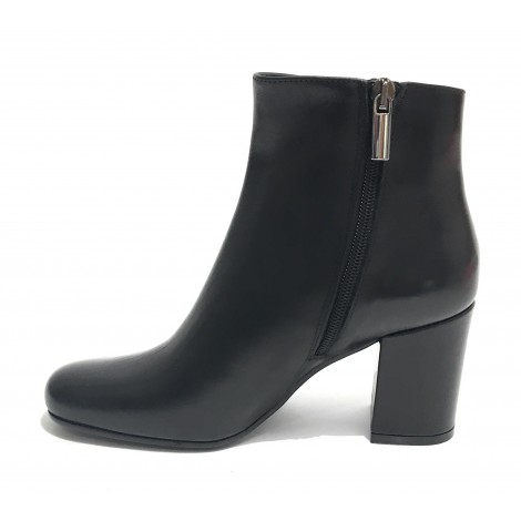 Scarpe donna Elite stivaletto tc 70 in pelle colore nero D20EL02