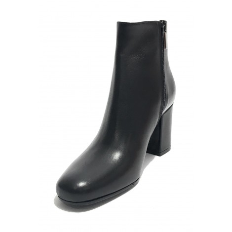 Scarpe donna Elite stivaletto tc 70 in pelle colore nero D20EL02