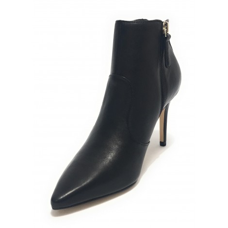 Scarpe donna ankle boot Guess tronchetto mod. Byrne TC 80 in pelle nero D20GU41