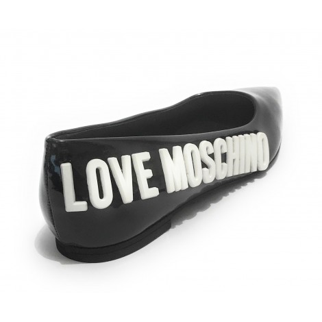 Scarpe donna Moschino ballerina a punta in colore nero vernice D21MO22