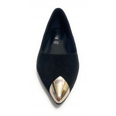 Scarpe donna Gold&gold décolleté bassa a punta in ecosude nero D21GG17