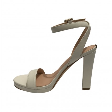 Sandalo Guess Kalare TC 110 pelle bianco cream DS22GU29 FL6KLRLEA03