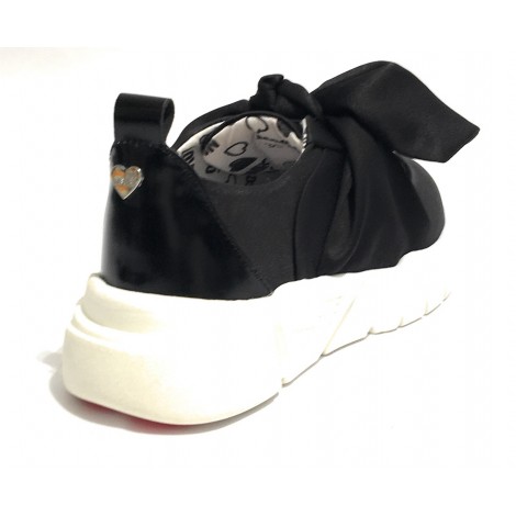 SNEAKER FONDO RUNNING LOVE MOSCHINO IN RASO COLORE NERO CON FIOCCO DONNA DS19MO12
