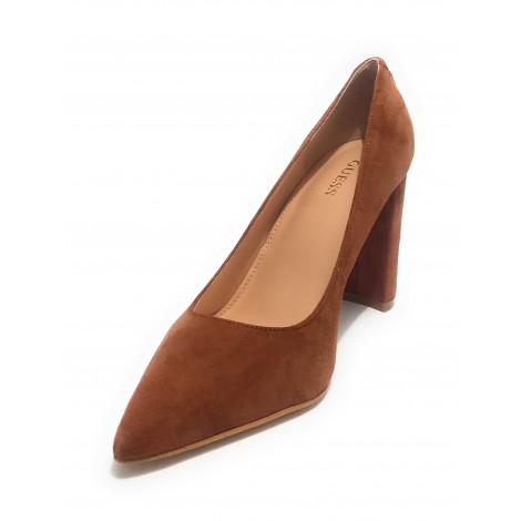 Décolleté Guess a punta mod. Bettey pelle cognac donna D23GU40 FL7BETLEA08