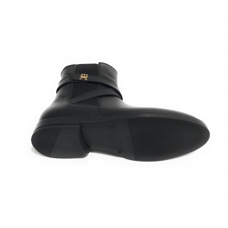 Scarpe Tommy Hilfiger tronchetto in pelle nero Z23TH04 T4A5-32421