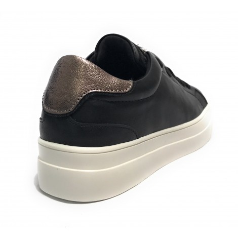 Scarpe donna sneaker/ slipon Gold&gold senza lacci ecopelle nero D23GG09 GB542